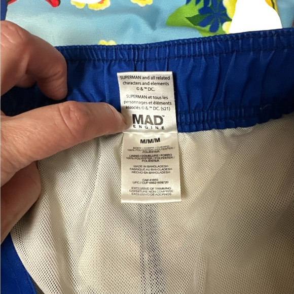 Surfing Superman tropical theme board shorts front tie lined Velcro closure - Picture 5 of 7